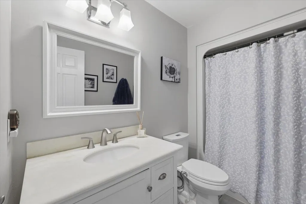 1465 Hooksett Road Hooksett NH 03106