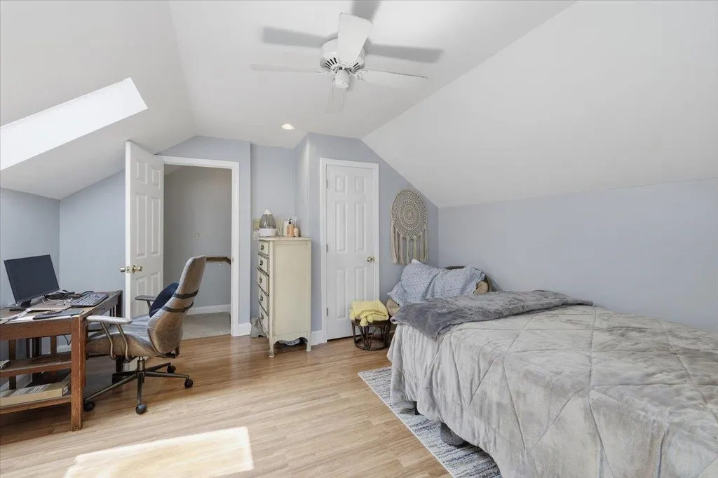 1465 Hooksett Road Hooksett NH 03106