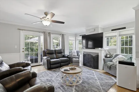 1465 Hooksett Road Hooksett NH 03106