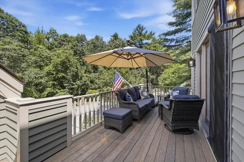 1465 Hooksett Road Hooksett NH 03106