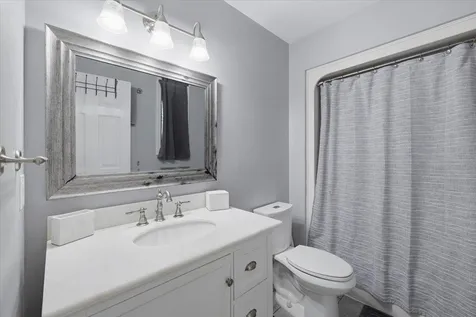 1465 Hooksett Road Hooksett NH 03106