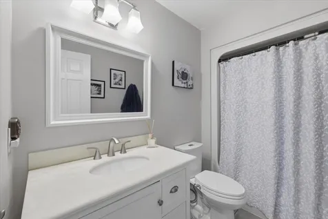 1465 Hooksett Road Hooksett NH 03106