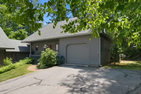 16 Eagle Ridge Road Center Harbor NH 03226