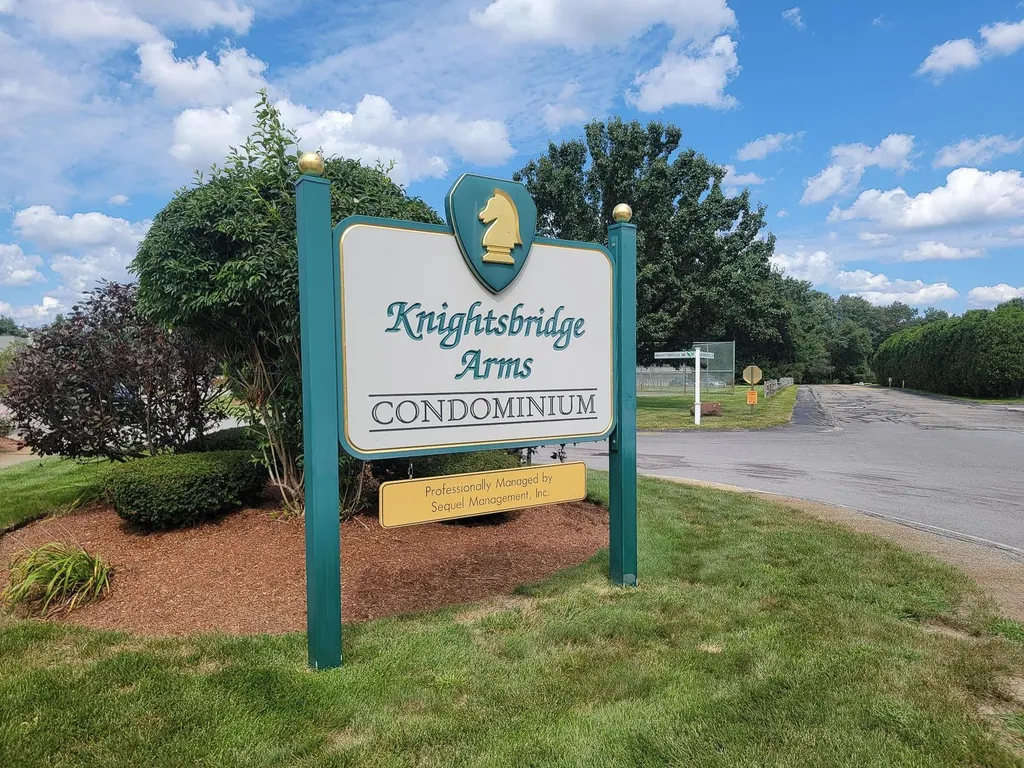 3 Roedean Drive Nashua NH 03063