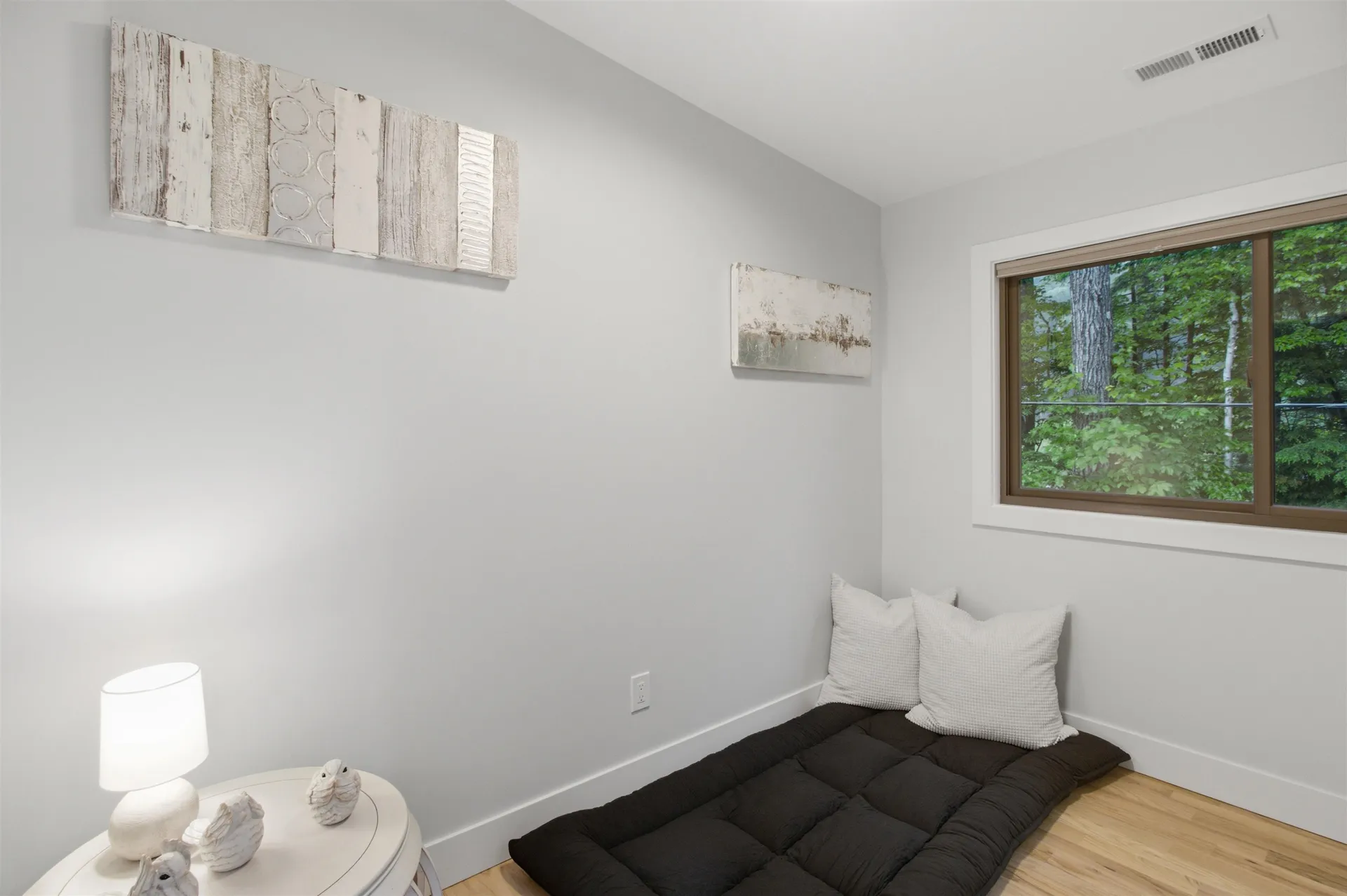 22 Reynolds Lane Jamaica VT 05343