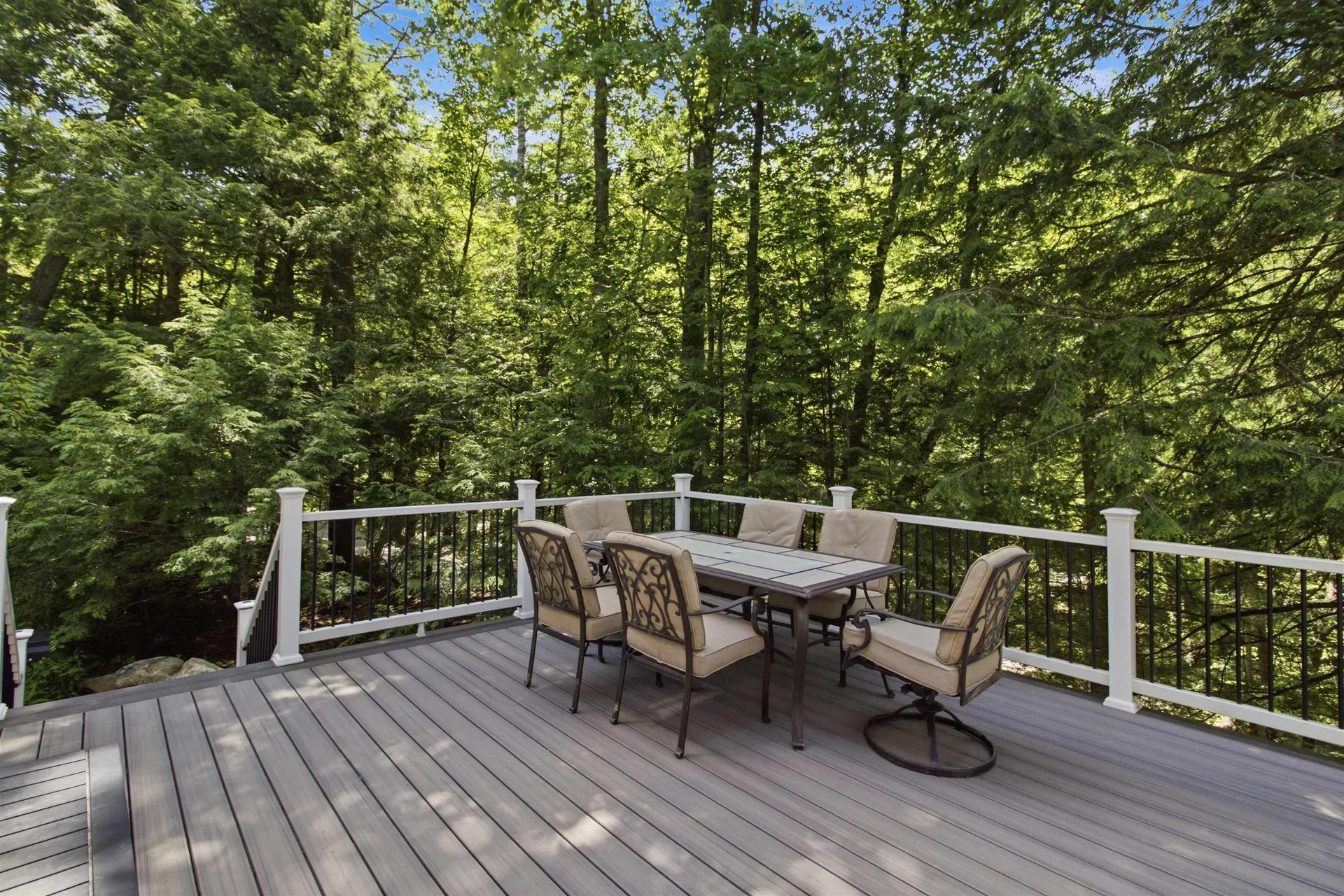 22 Reynolds Lane Jamaica VT 05343