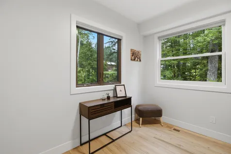 22 Reynolds Lane Jamaica VT 05343