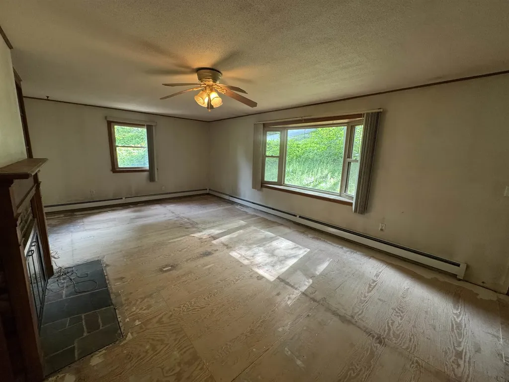 150 Birchcroft Drive Littleton NH 03561
