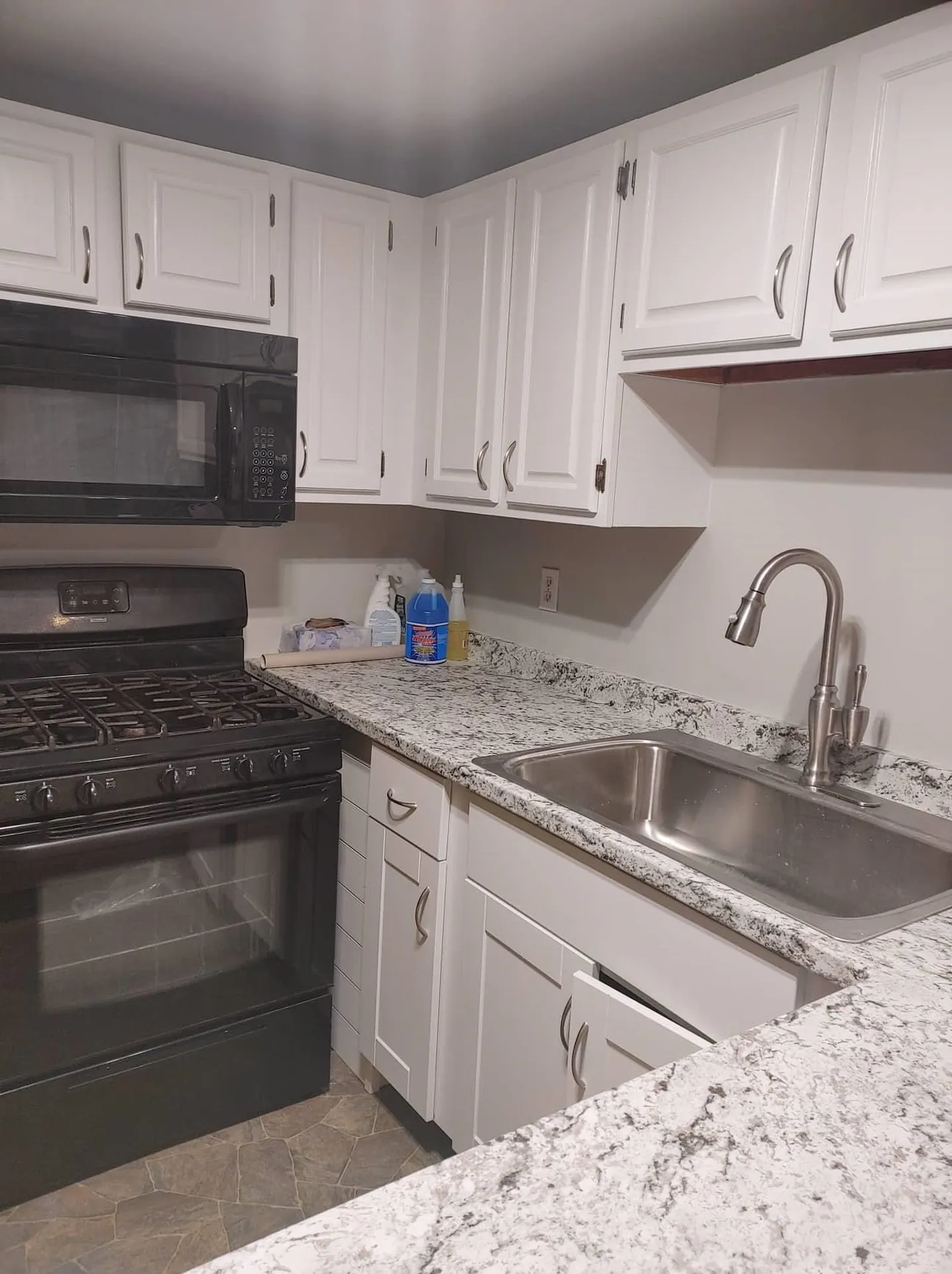 93 Sentry Way Merrimack NH 03054