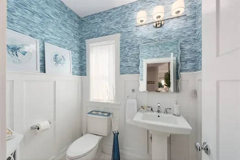 1163 Sagamore Avenue Portsmouth NH 03841