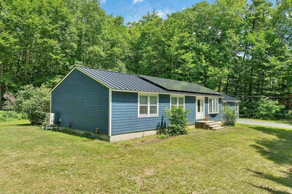 83 Redding Lane Moultonborough NH 03254