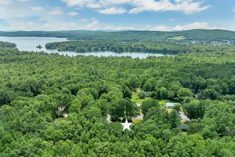 83 Redding Lane Moultonborough NH 03254
