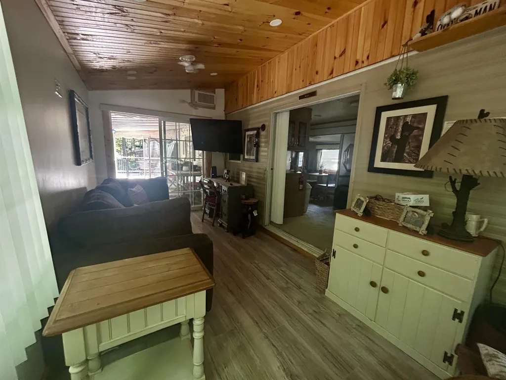 65 Barrett Place Moultonborough NH 03254-4700