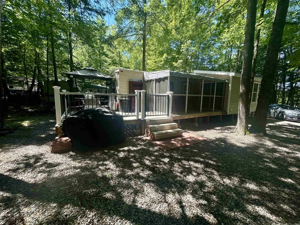 65 Barrett Place Moultonborough NH 03254-4700