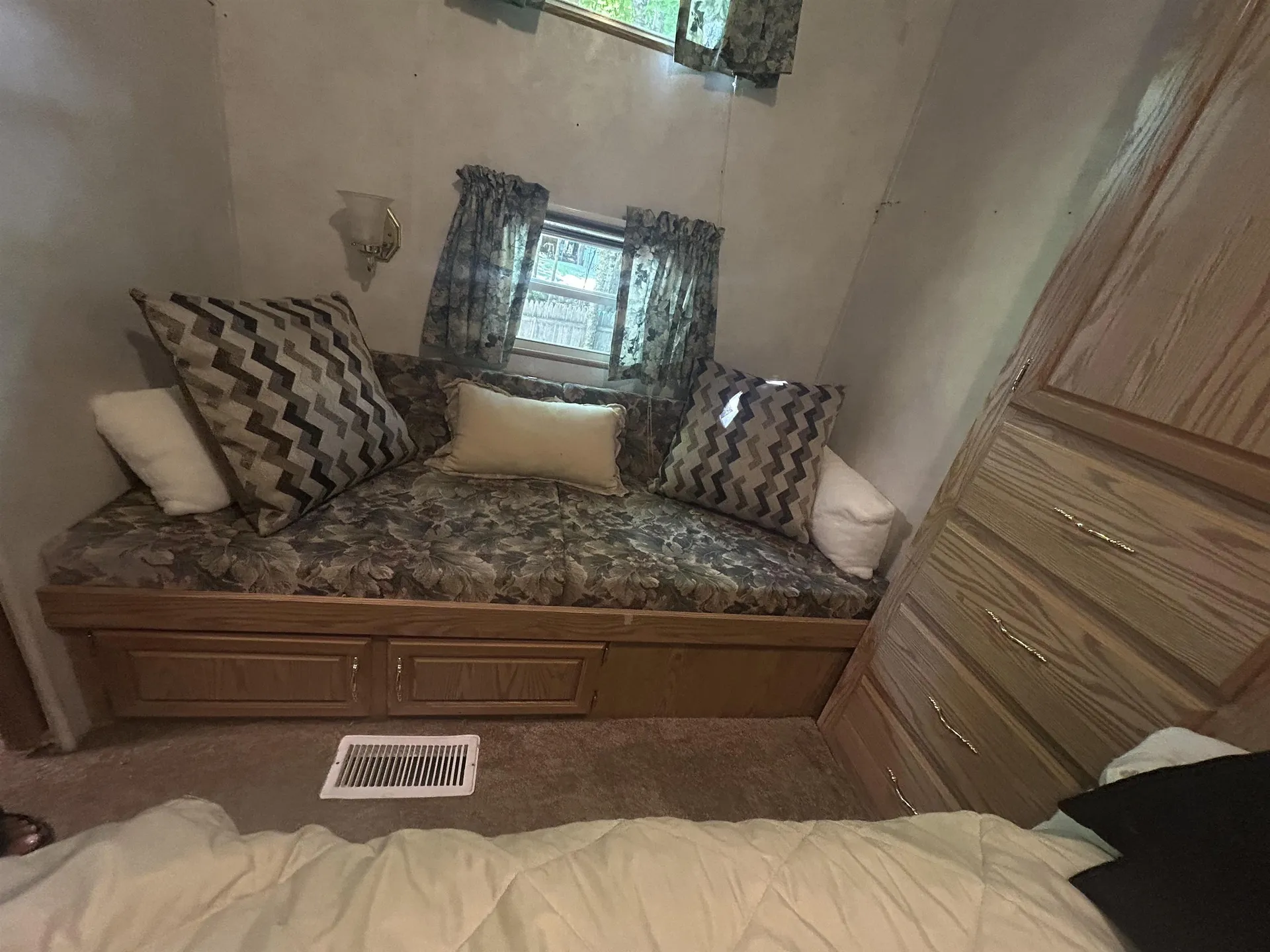 65 Barrett Place Moultonborough NH 03254-4700