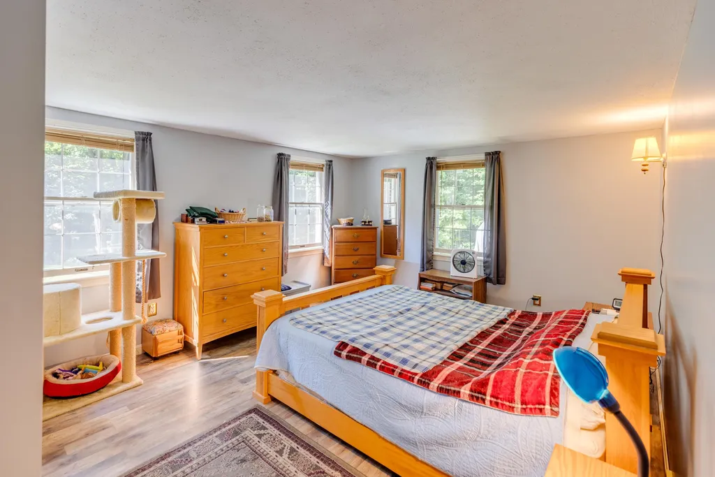 10 Terrace Road Thornton NH 03285