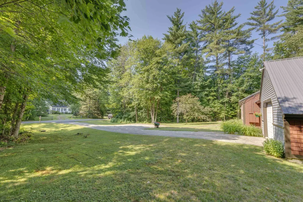 10 Terrace Road Thornton NH 03285