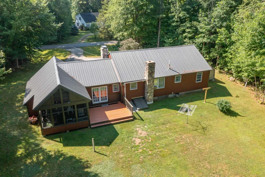 10 Terrace Road Thornton NH 03285