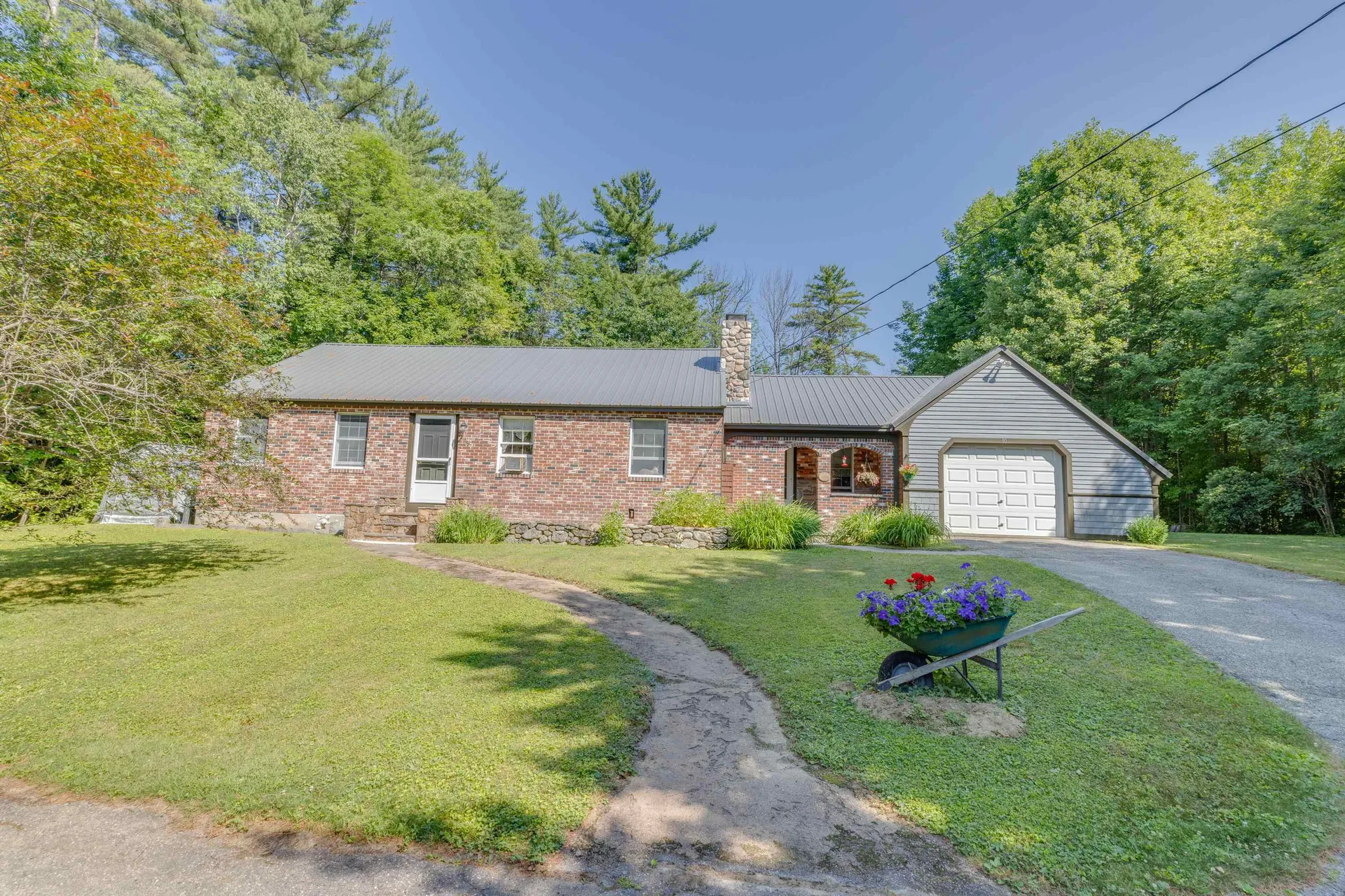 10 Terrace Road Thornton NH 03285