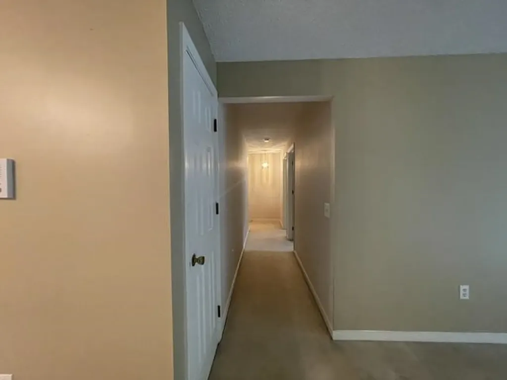 8 Northbrook Drive Manchester NH 03102