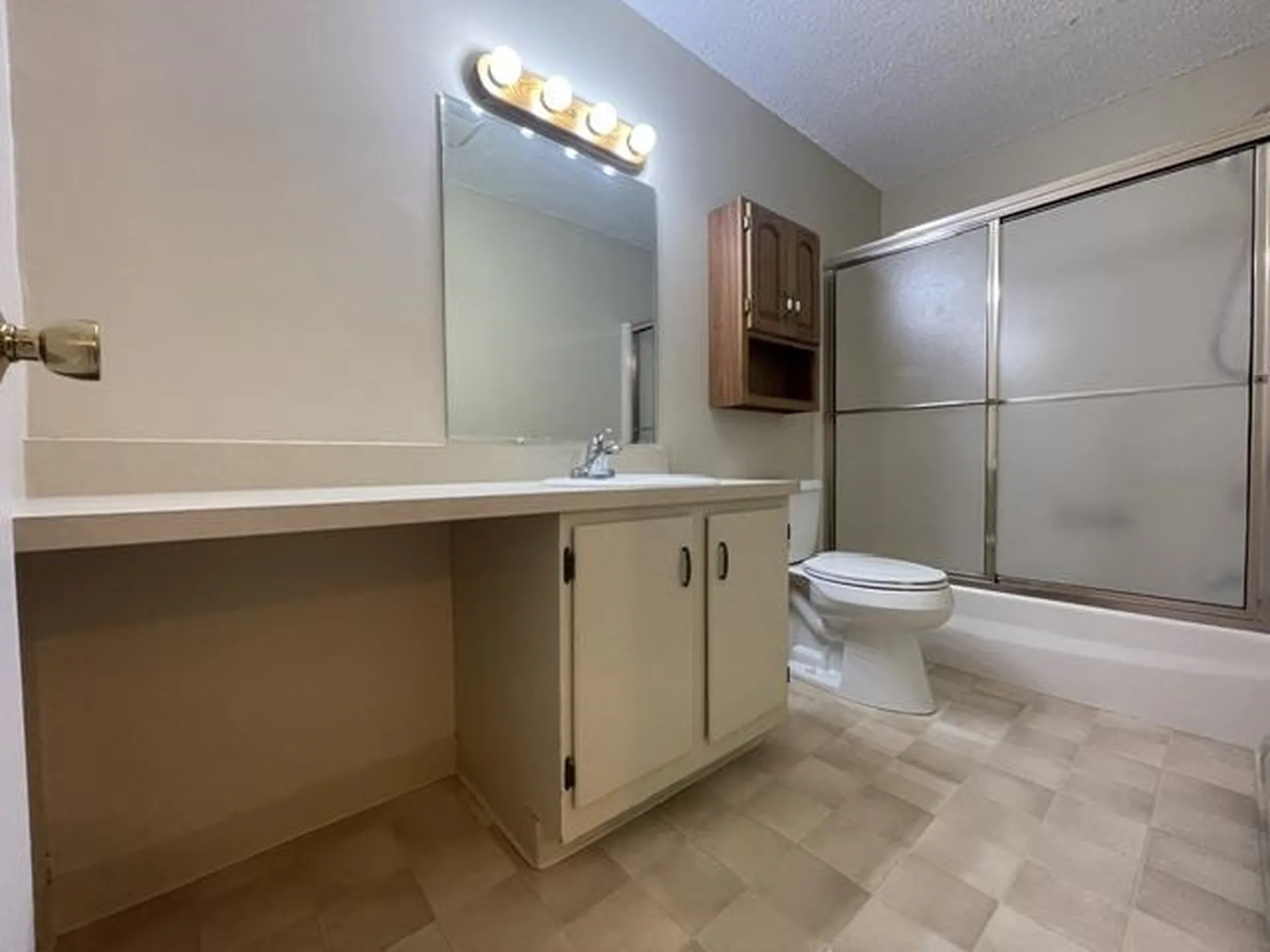 8 Northbrook Drive Manchester NH 03102