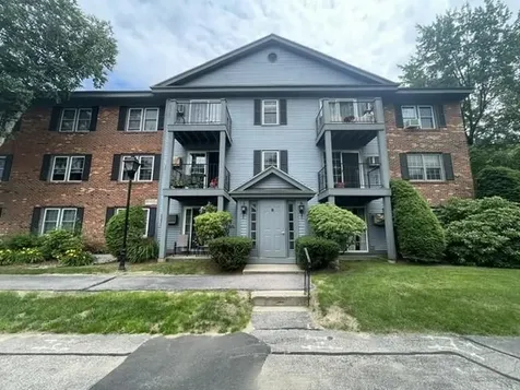 8 Northbrook Drive Manchester NH 03102