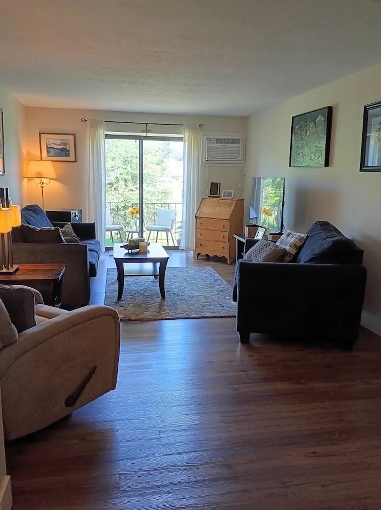 3 Fairfax Avenue Derry NH 03038
