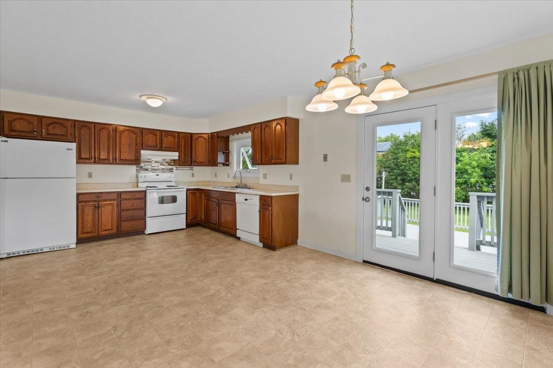 17 Meadowbrook Lane St. Albans Town VT 05478