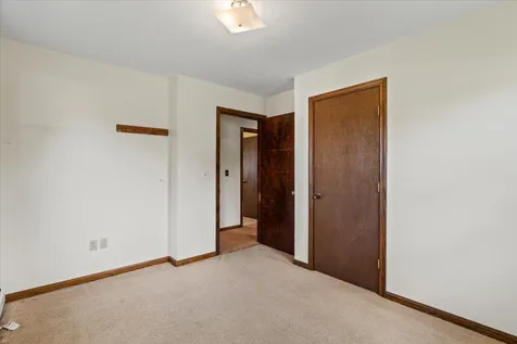 17 Meadowbrook Lane St. Albans Town VT 05478