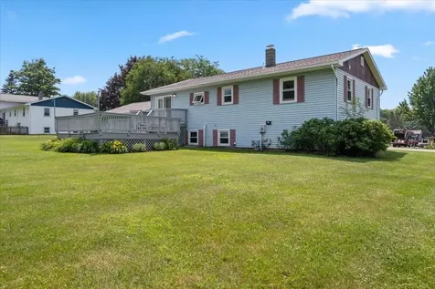 17 Meadowbrook Lane St. Albans Town VT 05478