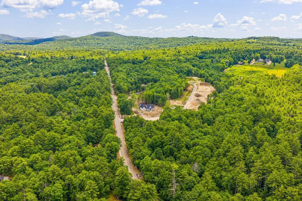 1 Jaytee Drive Alton NH 03809