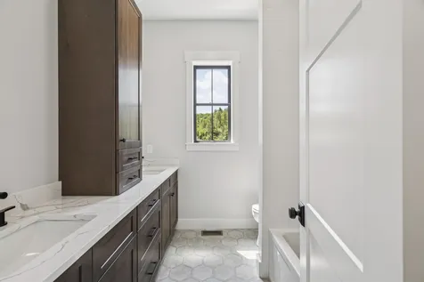 1 Jaytee Drive Alton NH 03809