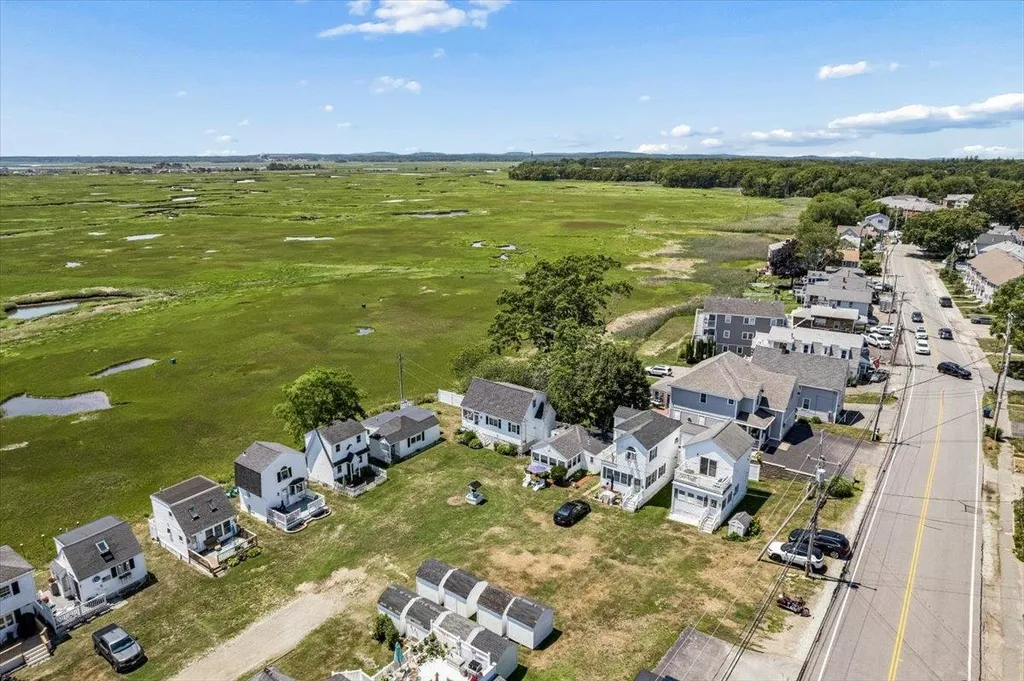 515 Winnacunnet Road Hampton NH 03842