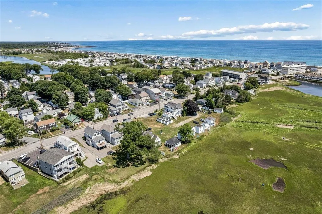 515 Winnacunnet Road Hampton NH 03842