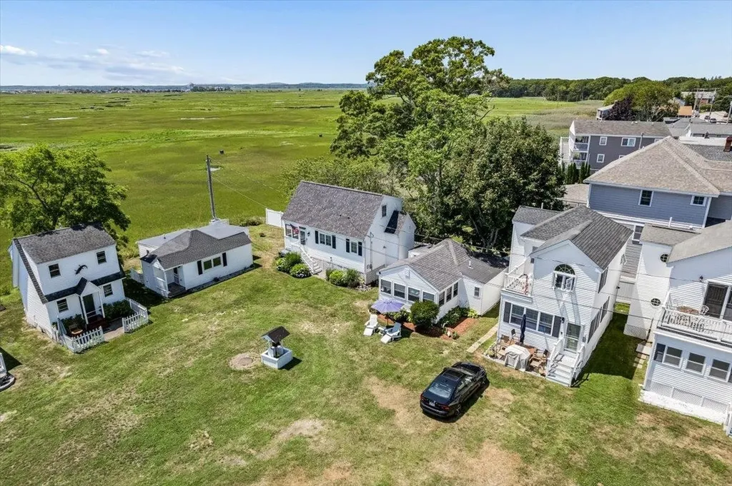 515 Winnacunnet Road Hampton NH 03842