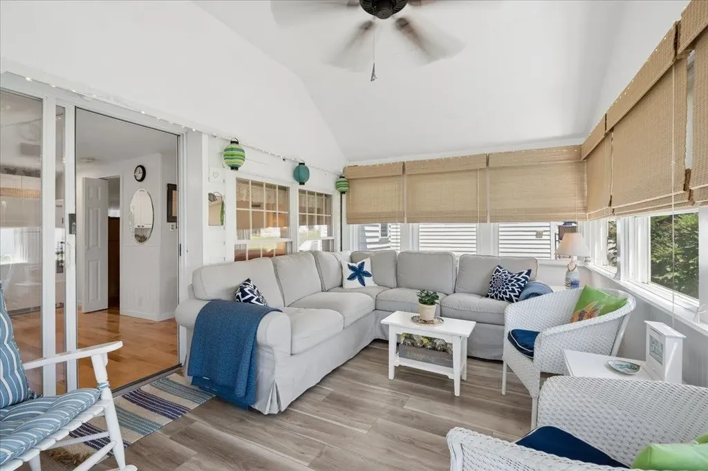 515 Winnacunnet Road Hampton NH 03842