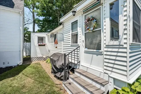 515 Winnacunnet Road Hampton NH 03842