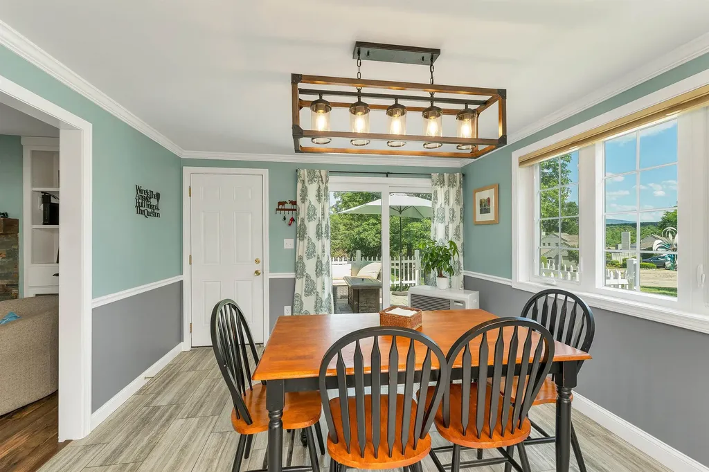 53 Garden Circle Laconia NH 03246