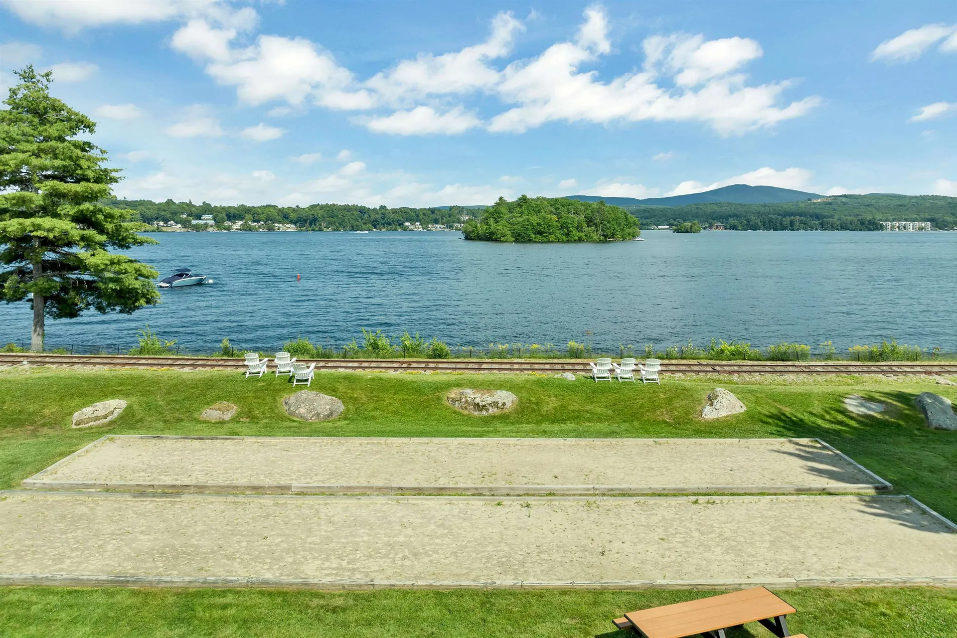 53 Garden Circle Laconia NH 03246