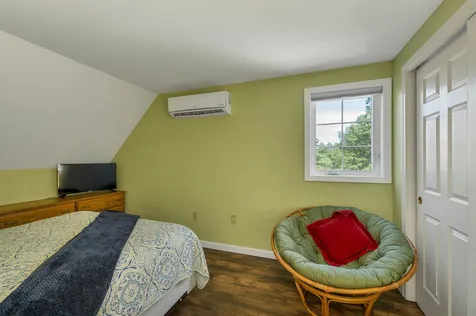53 Garden Circle Laconia NH 03246