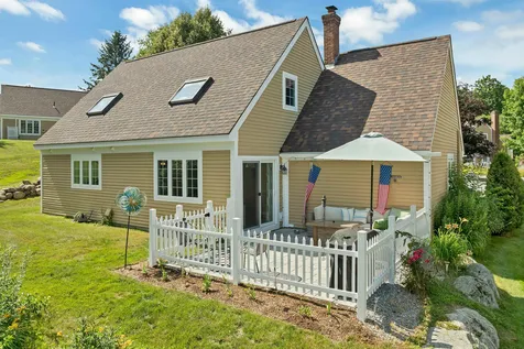 53 Garden Circle Laconia NH 03246
