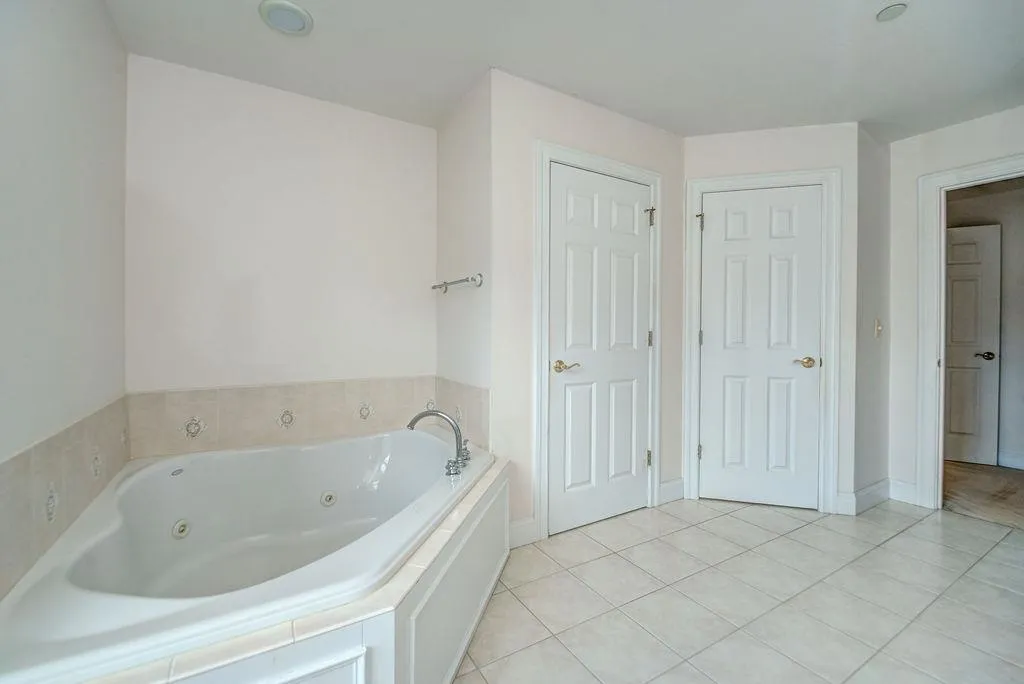 36 Steeple View Drive Atkinson NH 03811