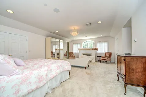 36 Steeple View Drive Atkinson NH 03811