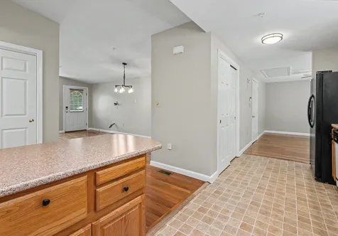 30 Rainbow Drive Londonderry NH 03053