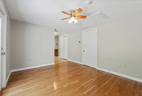 30 Rainbow Drive Londonderry NH 03053