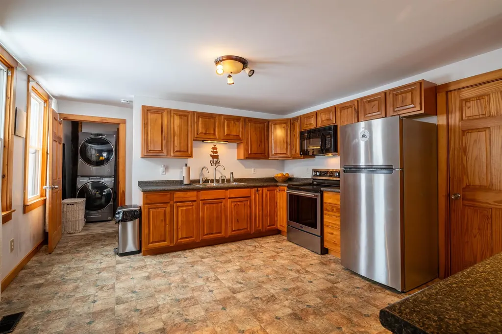 183 Morrie Road Washington VT 05675