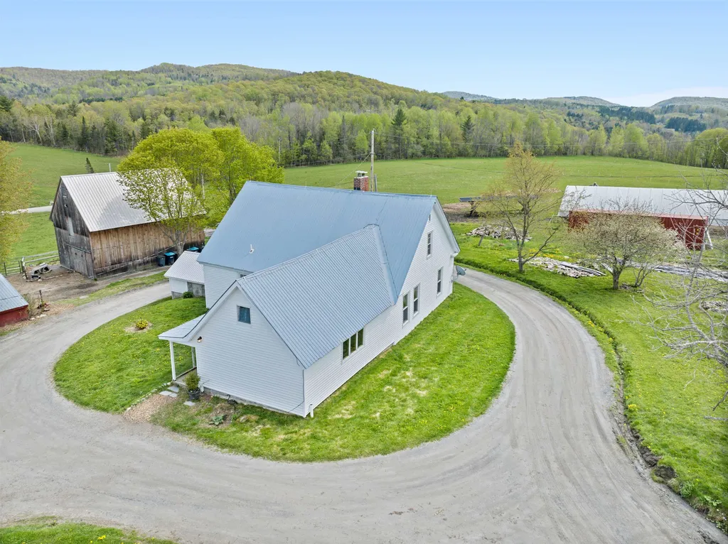 183 Morrie Road Washington VT 05675