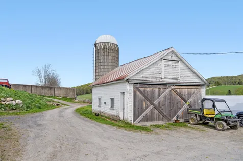 183 Morrie Road Washington VT 05675