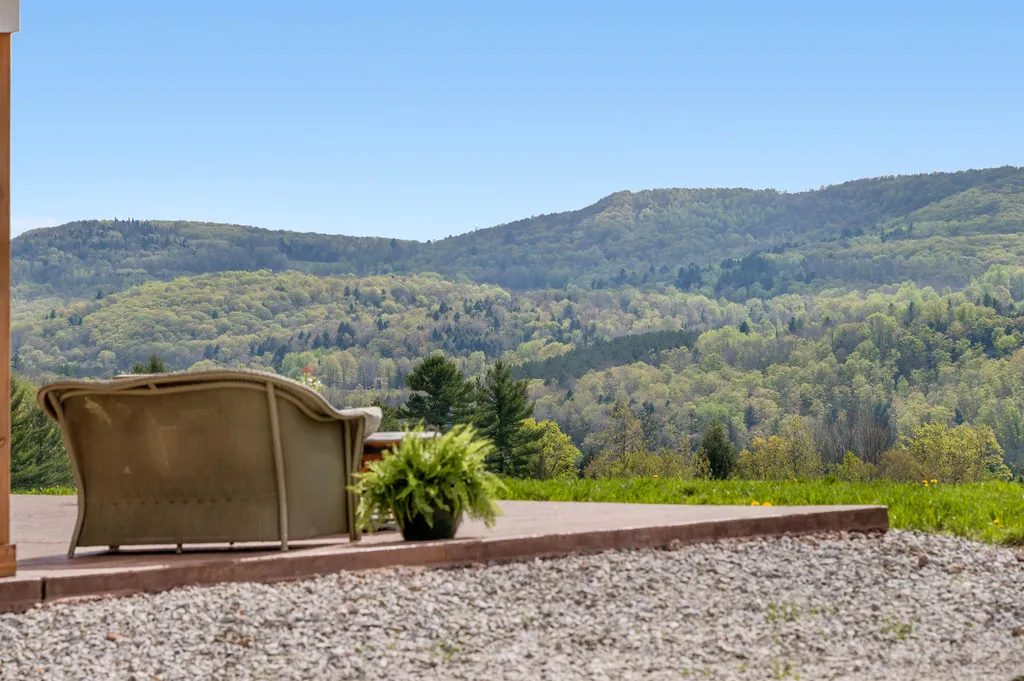344 Morrie Road Washington VT 05675