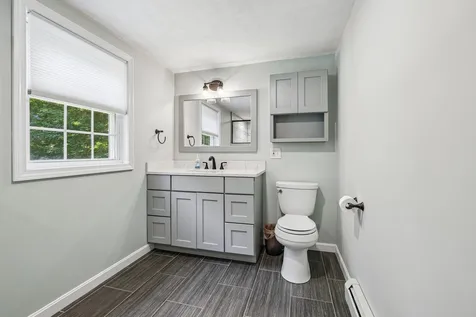 240 Wash Pond Road Hampstead NH 03841